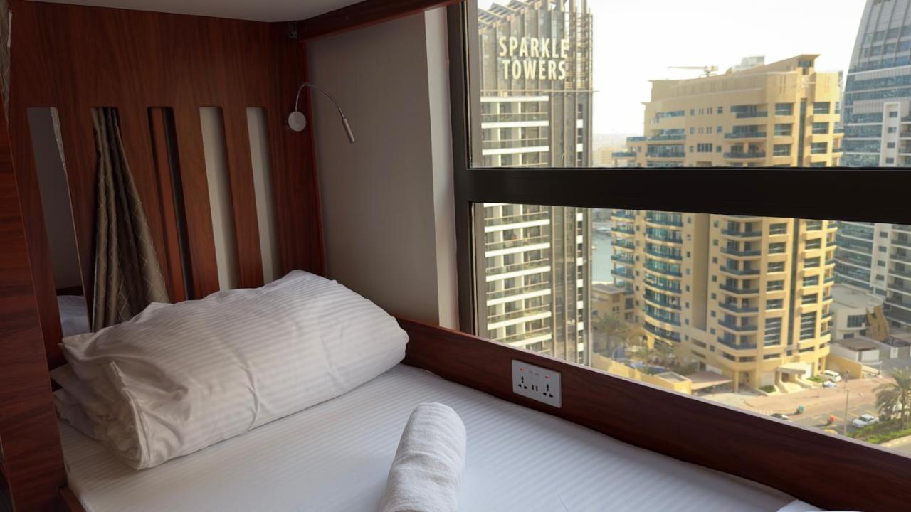 Хостел Business Backpackers Jbr Дубай Экстерьер фото